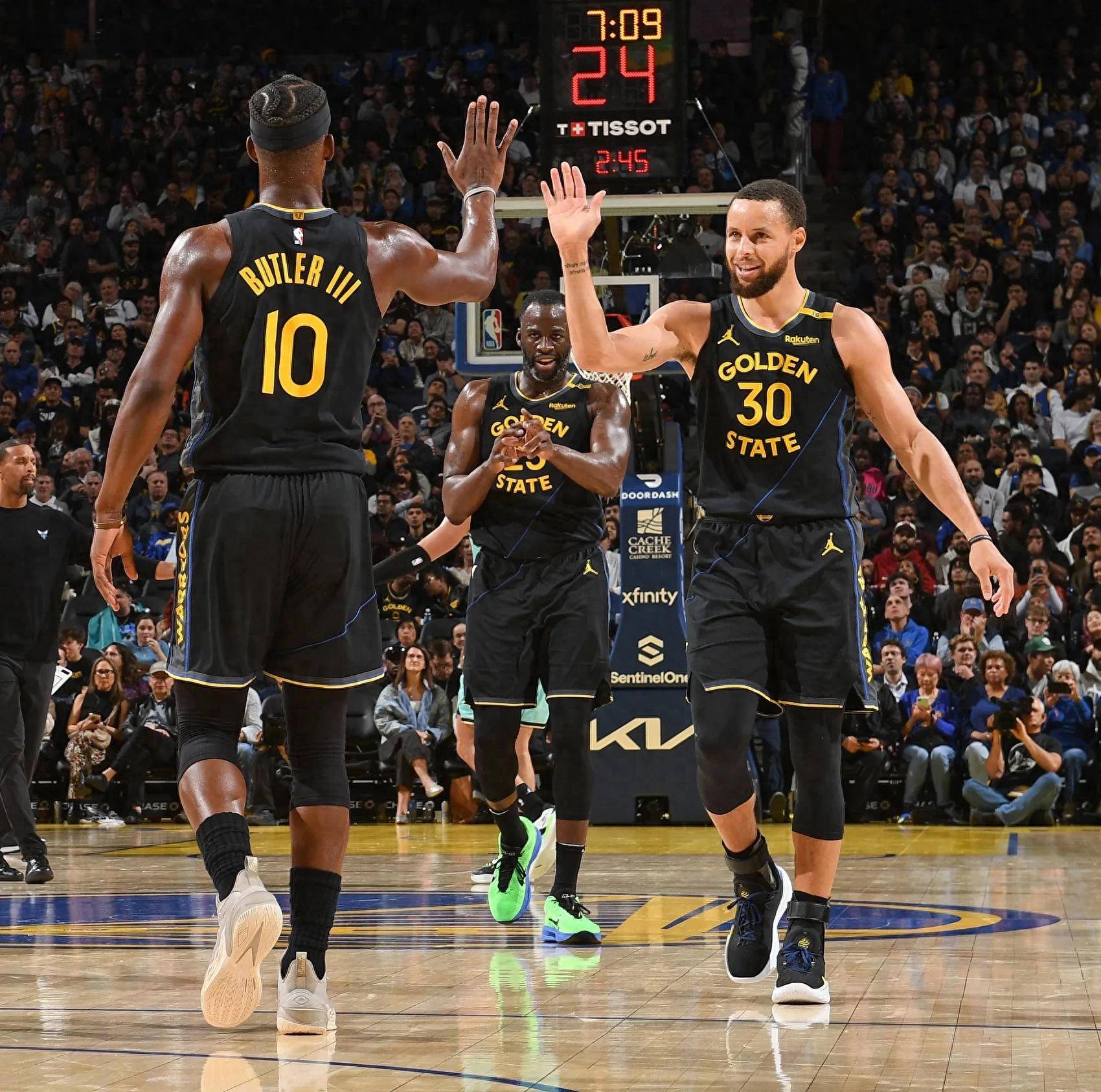 那不勒斯体育总监曼纳：德布劳内将至少伤缺至2月底（那不勒斯体育总监曼纳称：德布劳内至少伤停至2月底）