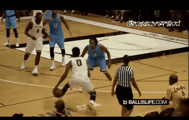 爱德华兹：喷垃圾话能让我进入状态 但你不能一边喷一边却20中5（爱德华兹：垃圾话能让我找状态，但别一边嘴硬一边20投仅5中）