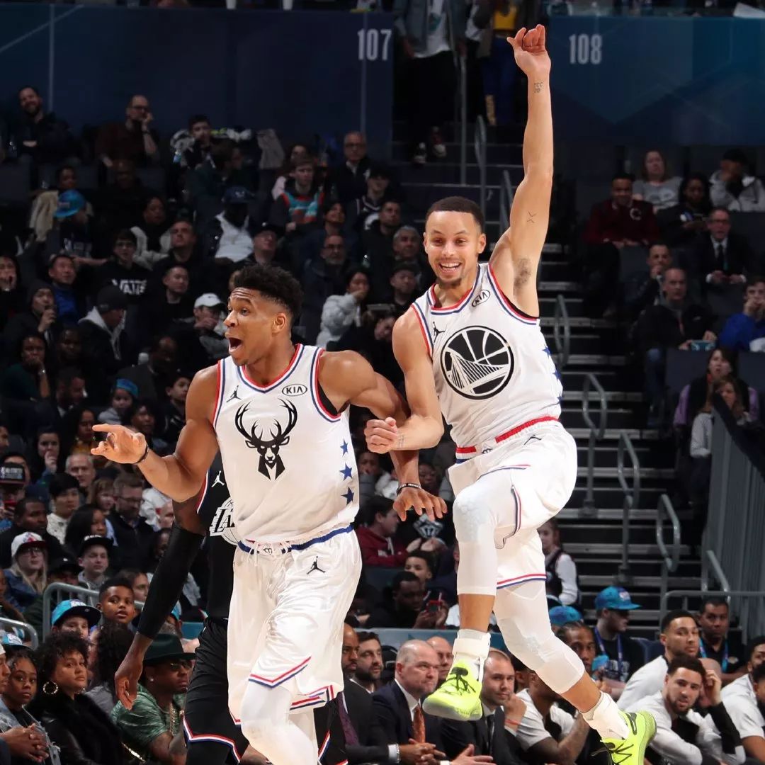 进攻万花筒！埃奇库姆2+1接3+1 个人得分秀率队拉开分差（花式火力全开！埃奇库姆连造2+1、3+1 个人得分秀助队扩大分差）