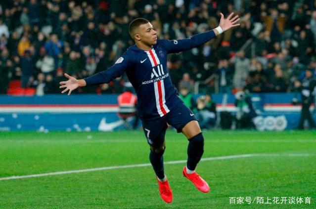 裁判录音显示，桑切特踢倒费尔明后说“这只是普通的铲球”（裁判音频曝光：桑切特踢翻费尔明后辩称“只是一次普通铲球”）