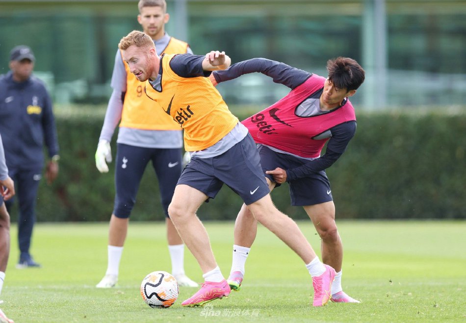 合同将到期，付豪交易？辽宁官宣，谁注意杨鸣表态，还剩1年合同（合约仅剩一年，付豪会被交易？辽宁官宣后杨鸣发声引关注）