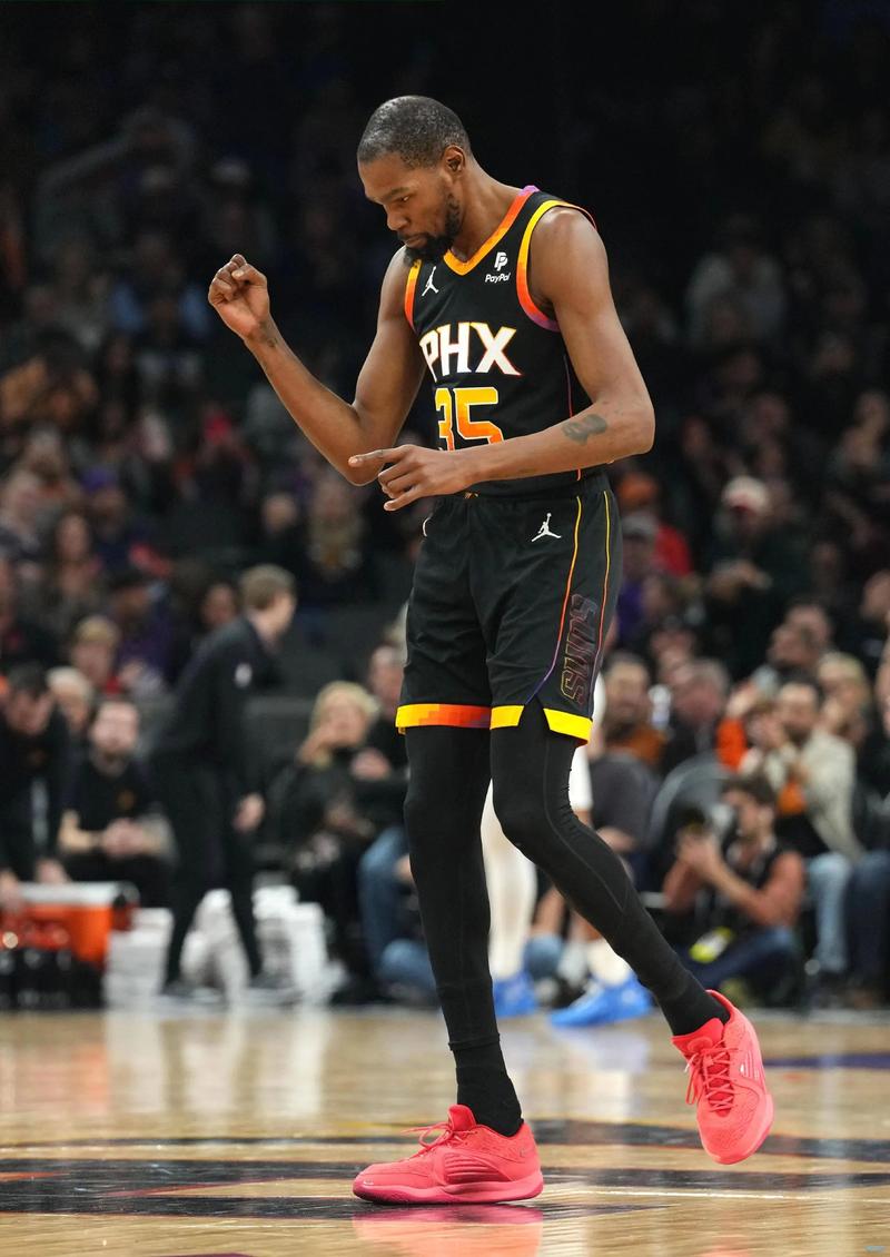 东体：李帅踢浙江赛前发烧赛后去挂水，加布里埃尔是疲劳积累（东体：李帅战浙江前发烧赛后输液，加布里埃尔疲劳累积）