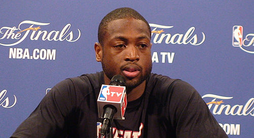 李凯尔本人回应“恢复美国国籍”：没有改变；经纪公司此前辟谣（李凯尔回应恢复美籍传闻：国籍未变，经纪公司此前已否认）