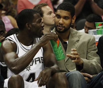 德甲官博祝贺邵佳一：期待邵佳一带领中国国家队走向更高舞台（德甲官微致贺邵佳一：期待其率国足迈向更高舞台）