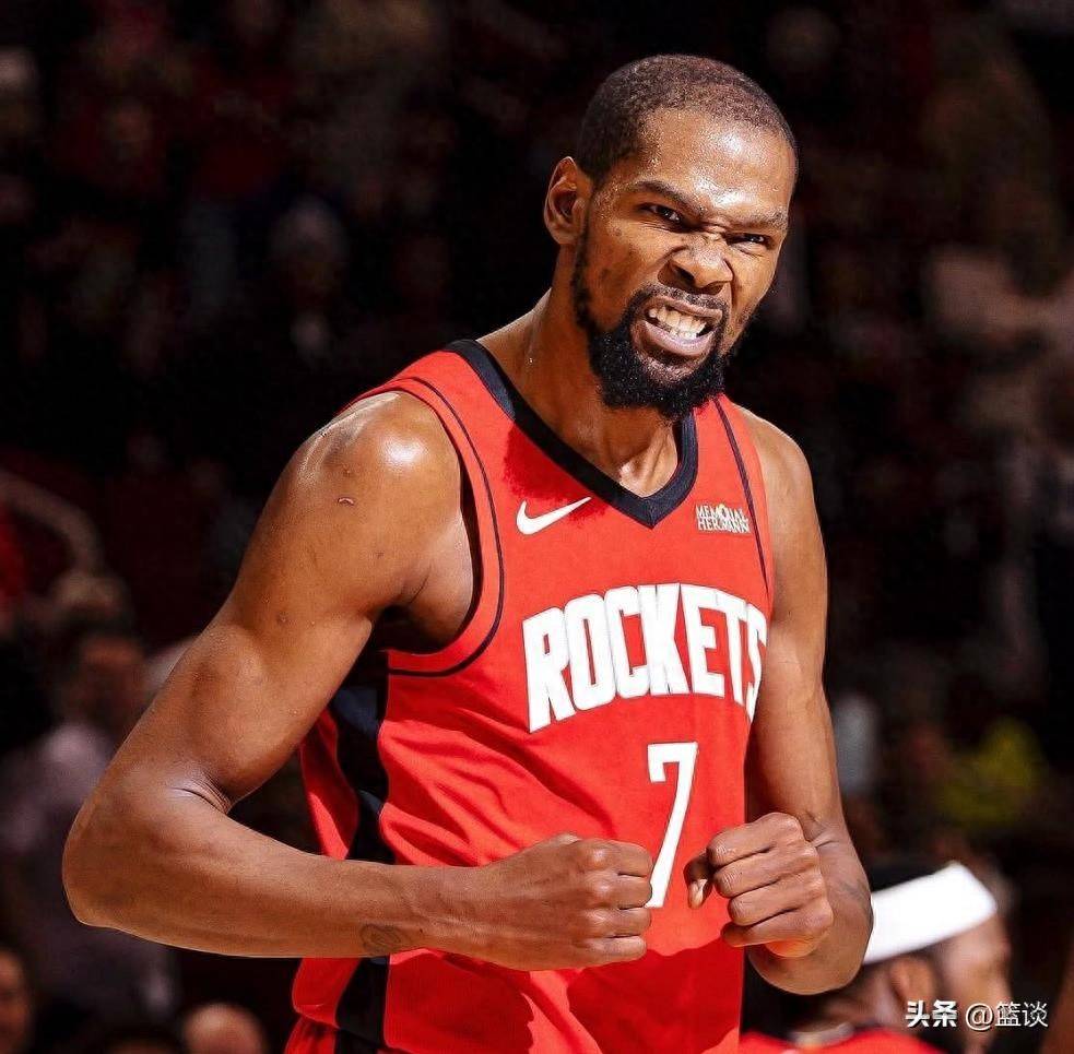 马刺三杀联盟第一！文班亚马轰19+11霸气暴扣 打得雷霆提前投降（马刺赛季第三次击败联盟第一！文班亚马19+11内线统治，雷霆提前缴械）