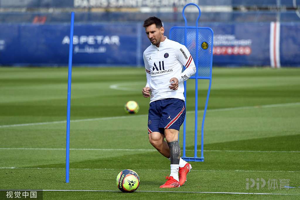 回应塞梅尼奥传闻！马雷斯卡：这不是我关注重点，我非常认可现在阵容（马雷斯卡谈塞梅尼奥传闻：非当务之急，我对现有阵容很满意）